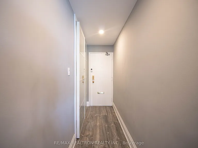 60 Montclair Ave #506 — Photo 9