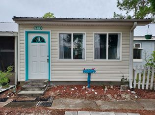 38-2 E Pine St, Lanark Village, FL 32323