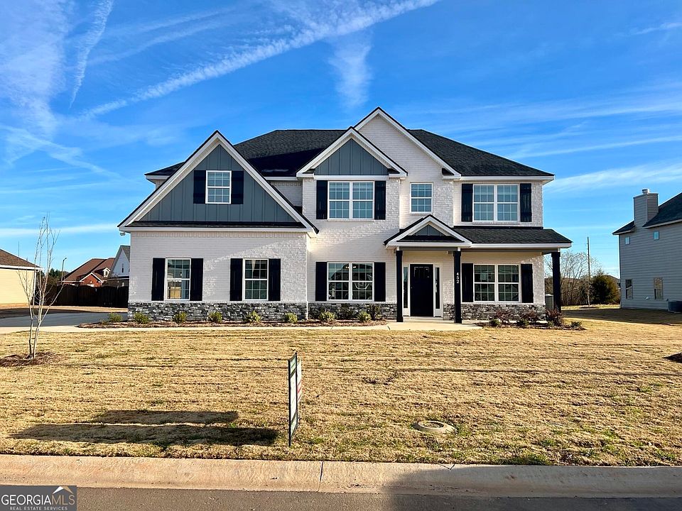 1st image of 452 Dunedin Ct #32