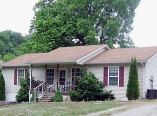 1540 Walker Cove Rd, Sparta, TN 38583