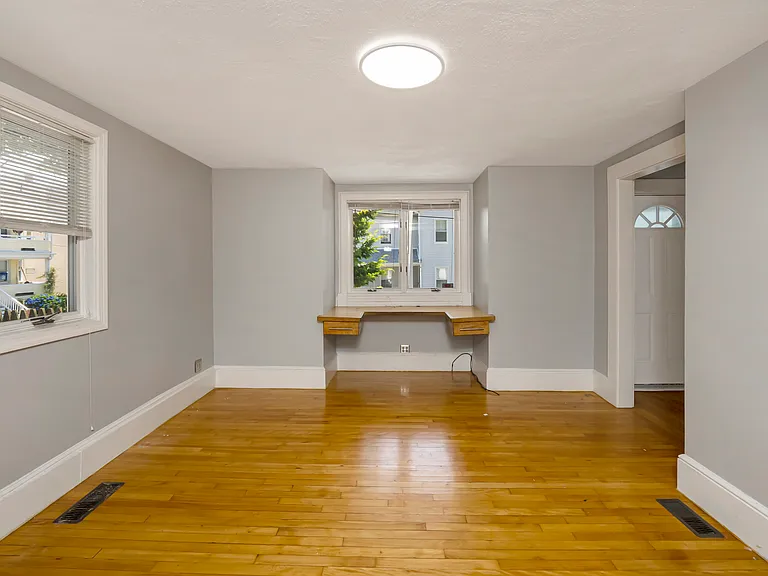52 Barrett St #1 — Photo 2