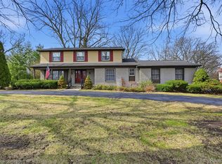 12811 Glenview Dr, Plymouth, MI 48170