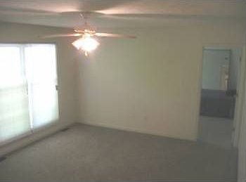 5th image of 90 S Anna Dr