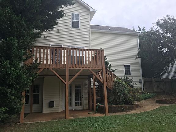 Fully fenced backyard, french doors to covered patio