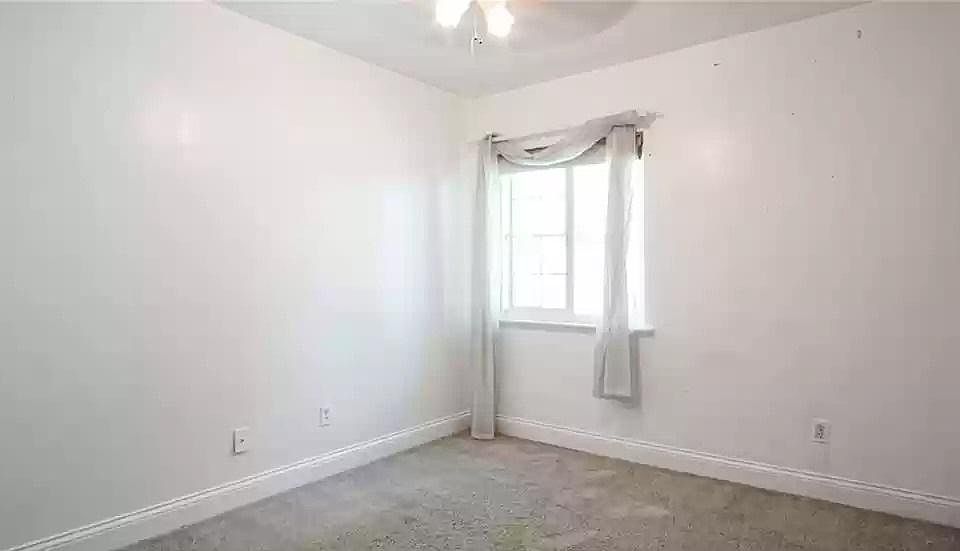 1st image of 1920 Emma Lee Ln