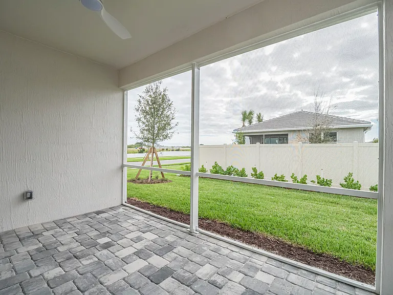 4487 Nautilus Cir — Photo 20