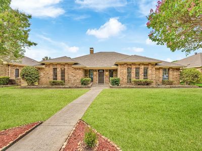 9738 Amberley Dr, Dallas, TX, 75243