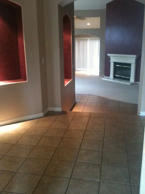 2787 E Ryan Ln photo 1