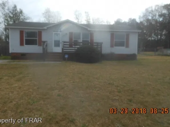 1605 Obannon Dr, Raeford, NC 28376