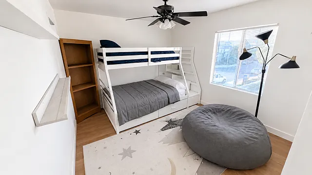 28318 Medlar Dr — Photo 32