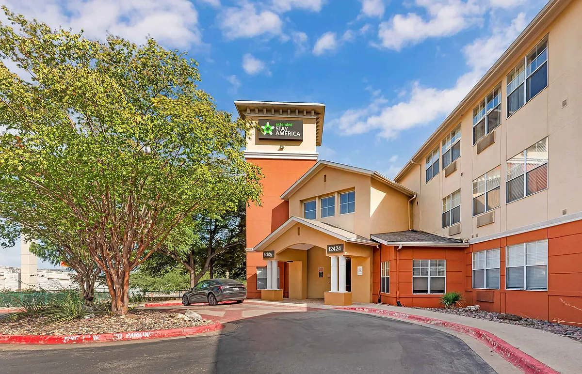 Exterior - Austin - Northwest - Research Park