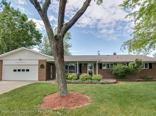 471 Holt Rd, Williamston, MI 48895