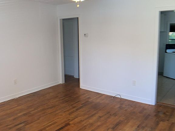 2nd image of 3615 W Gray St