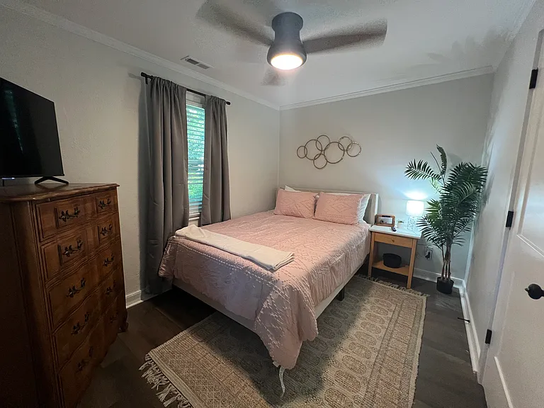 1237 Millerwood Dr — Photo 25