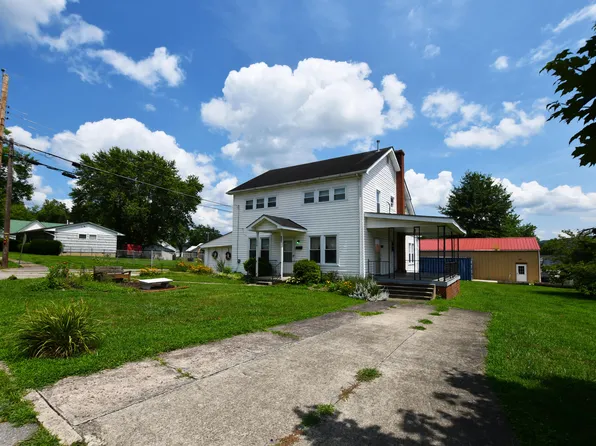 206 5th St, Ravenna, KY 40472