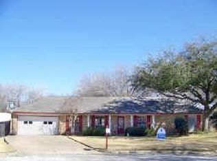 1303 Duxbury Ct, Arlington, TX 76015