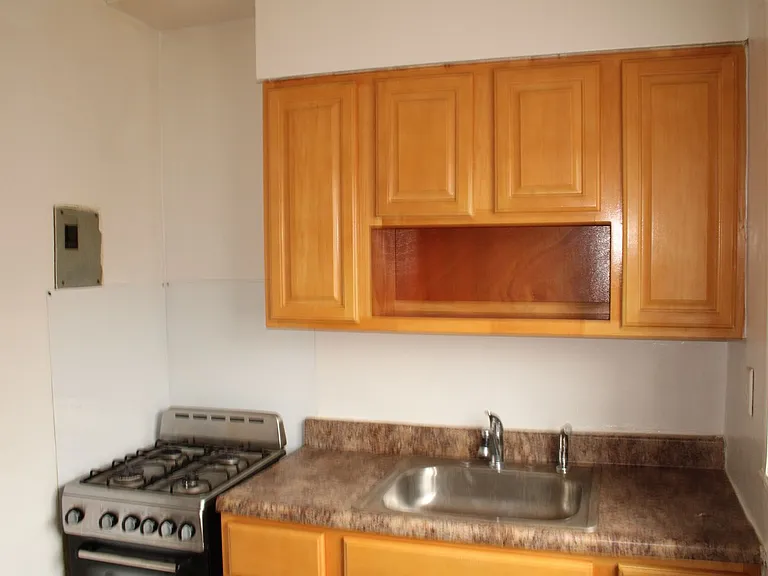 Penn Gardens Apartments — Photo 1