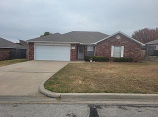 1403 Shenandoah Dr, Ardmore, OK 73401