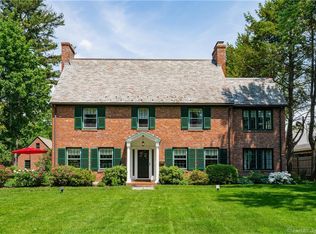 146 Mountain Rd, West Hartford, CT 06107