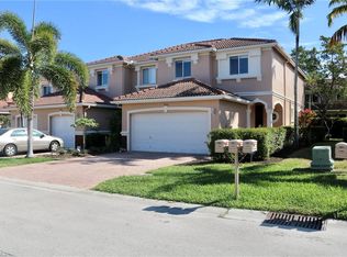 17555 Cherry Ridge Ln, Fort Myers, FL 33967