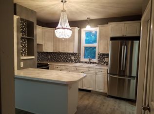 68 Maple Ave, West Warwick, RI 02893