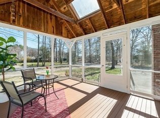 130 Lake Shore Ave, South Hamilton, MA 01982