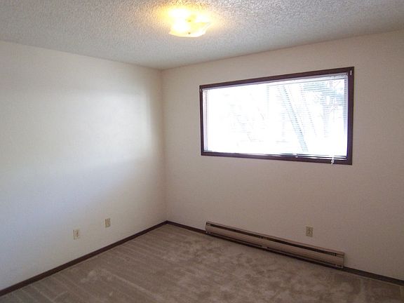 4th image of 17160 Avondale Way NE APT 11