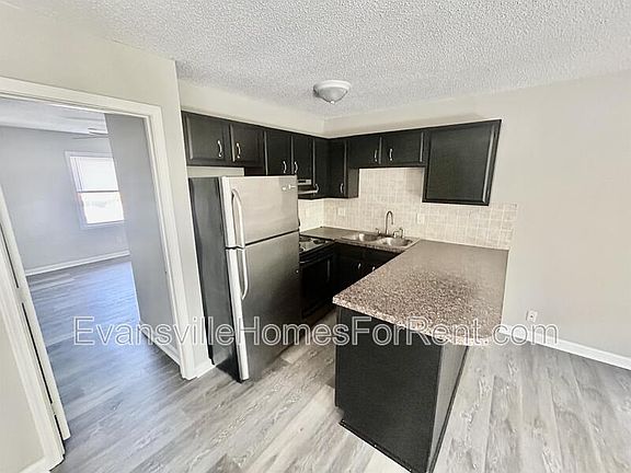 5th image of 212 N Lafayette Ave
