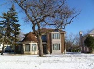 1531 N Dee Rd, Park Ridge, IL 60068