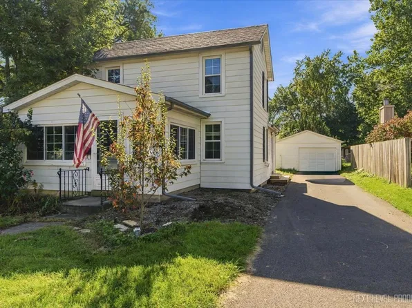 530 E Wilson St, Batavia, IL 60510