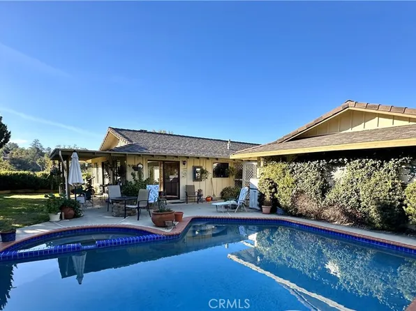 935 La Buena Vida, Fallbrook, CA 92028
