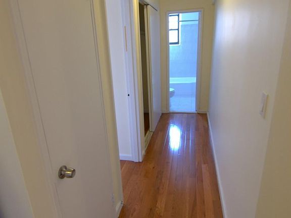 3rd image of 3989 50th St APT 6C