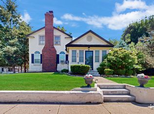 228 N Washington Ave, Batavia, IL 60510