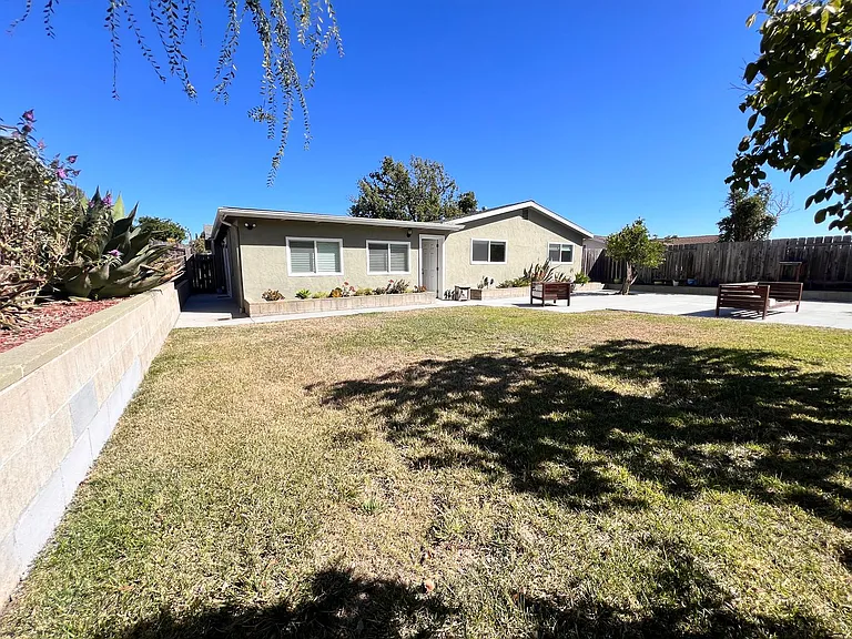 6946 Cowles Mountain Blvd — Photo 6