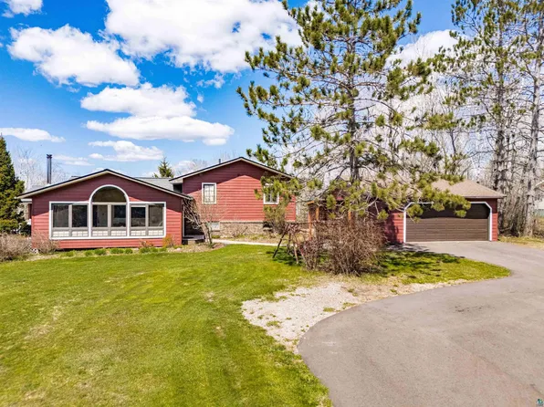 3325 Strand Rd, Duluth, MN 55803