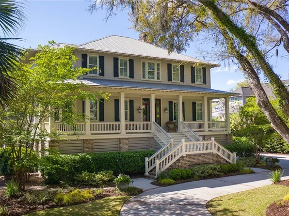 38 N Calibogue Cay Rd, Hilton Head Island, SC 29928