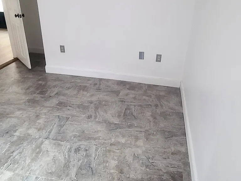 170 Pine St #1 — Photo 9