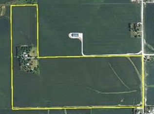 1414 Berger Ln, Palo, IA 52324