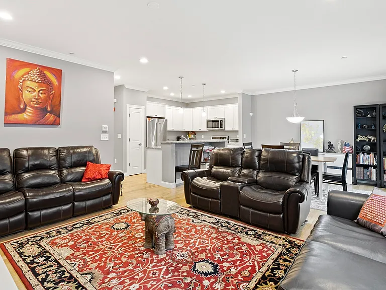 100 Baldwin Ave #7 — Photo 15