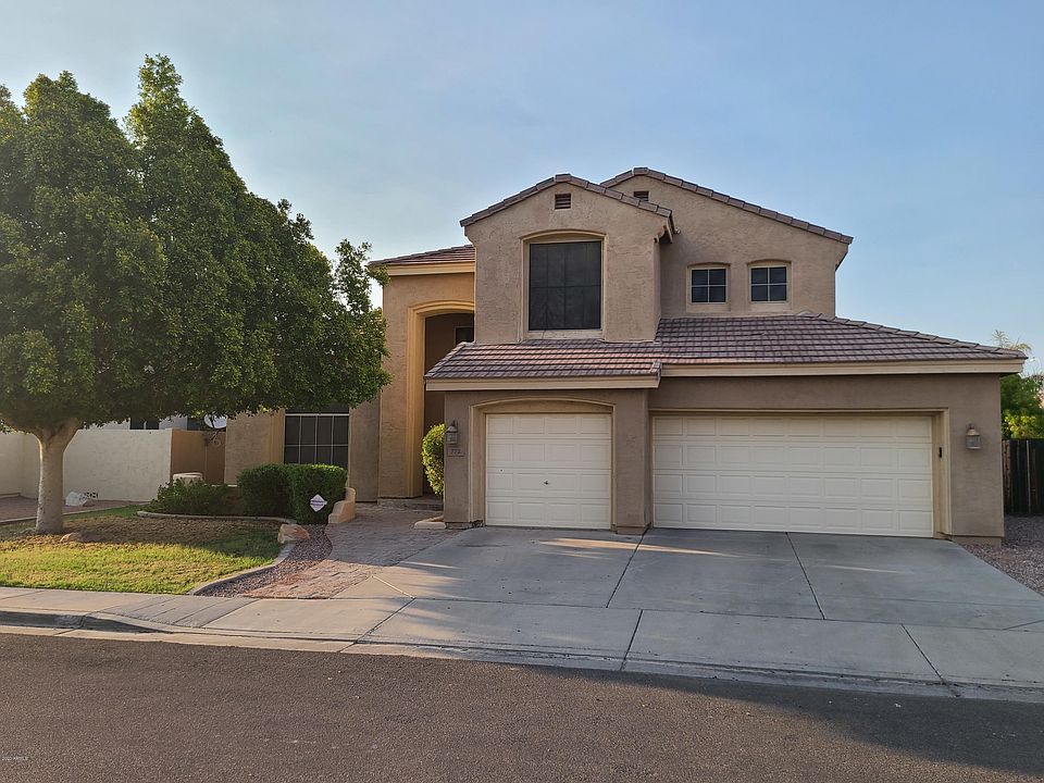 1st image of 772 W Raven Dr