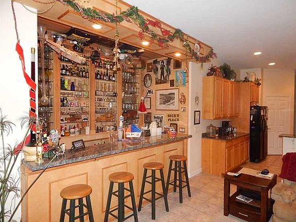 4th image of 4735 61st Cir