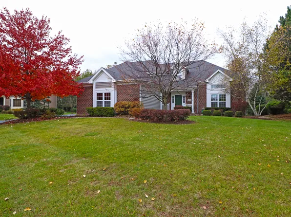 1175 Omalley Dr, Lake Zurich, IL 60047