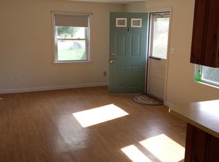 260 Bay Rd APT 1, Belchertown, MA 01007