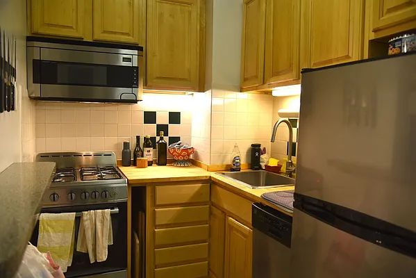 Rented by Kain Realty | media 20