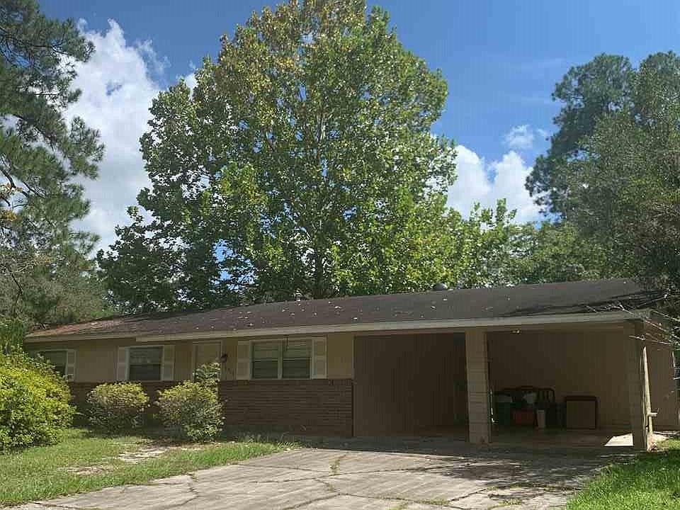 1st image of 2915 NW 55th Blvd