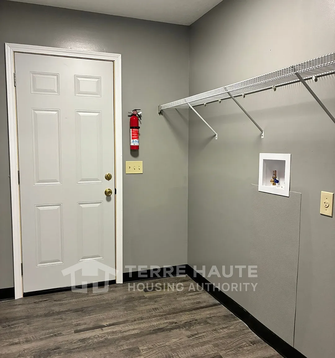3 bed, 1120 sqft, $900 — Photo 3