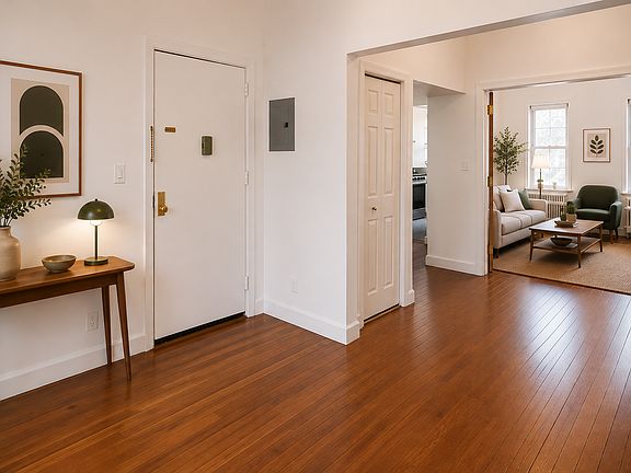2nd image of 165 Monitor St APT 3