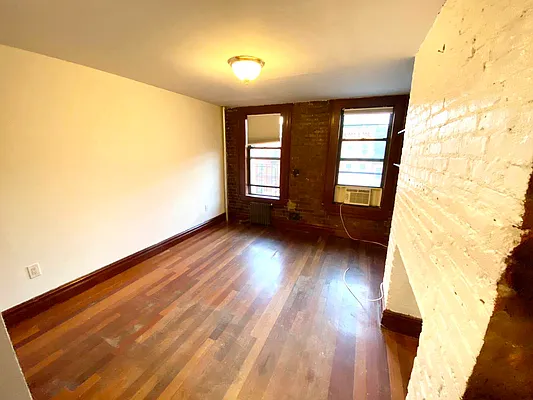 Rented by MOTION New York | media 18