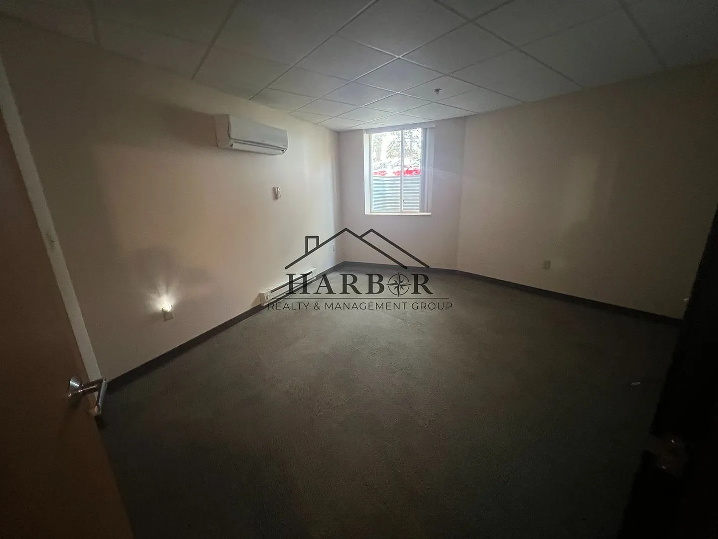 Oak Tree Flats — Photo 4