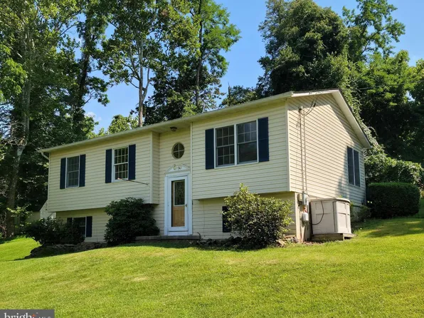 306 Whiskey Still Rd, Linden, VA 22642